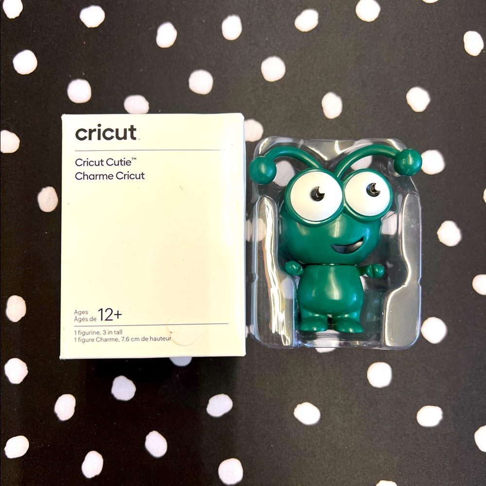 Cricut Cutie Emerald in box